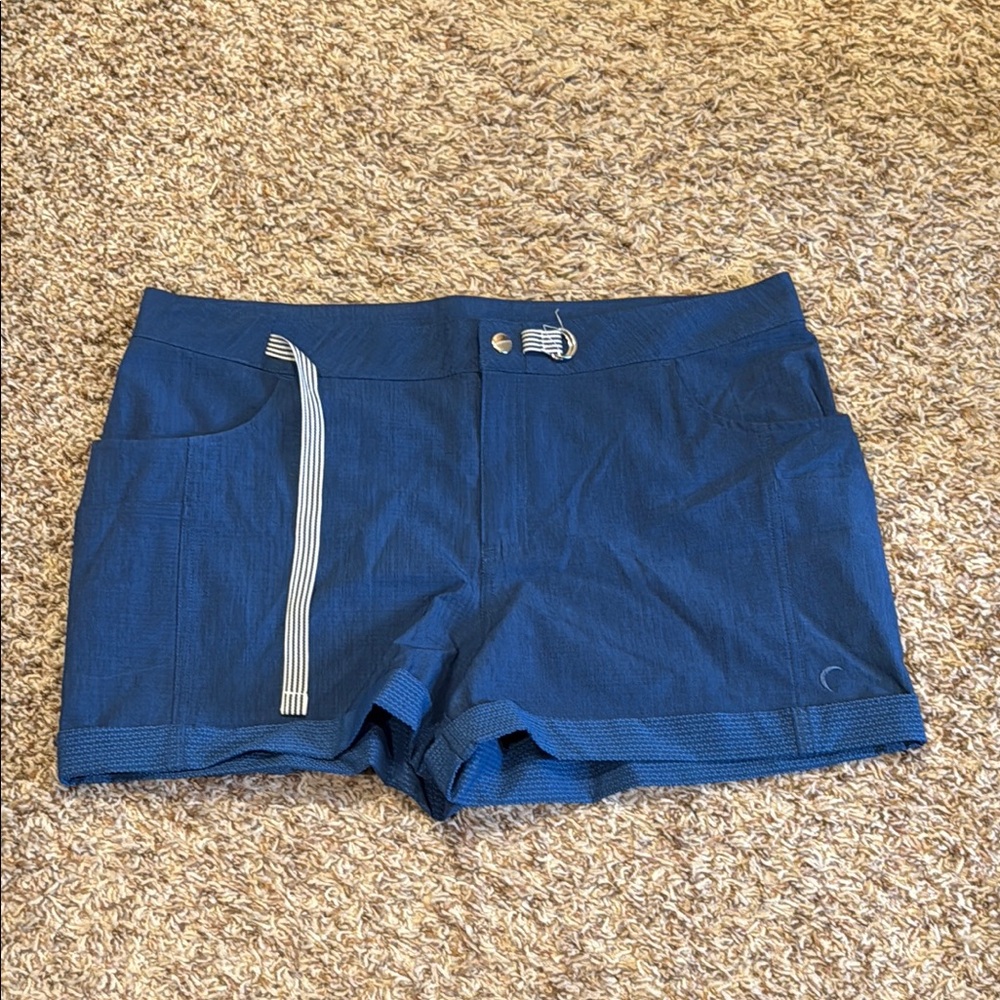ZYIA Blue Athletic Shorts with Classic Cut